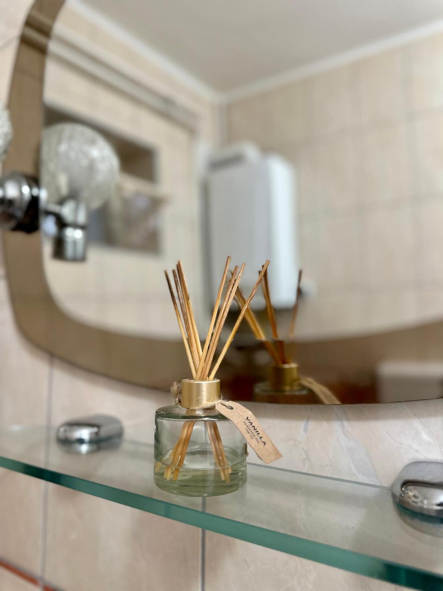 Maja Apartament *