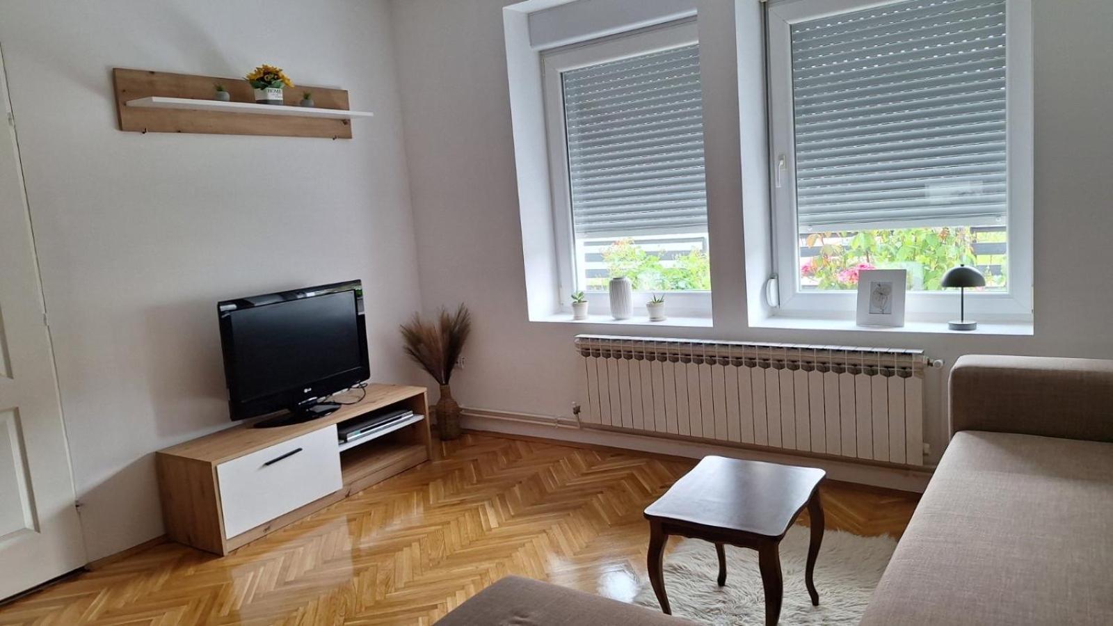 Apartament Maja *